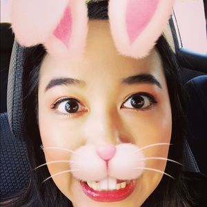 Meet your Posher, Eve